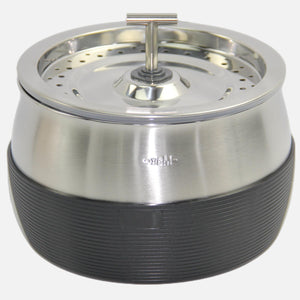 Metallic container with a lid on a white background at Pet Servo