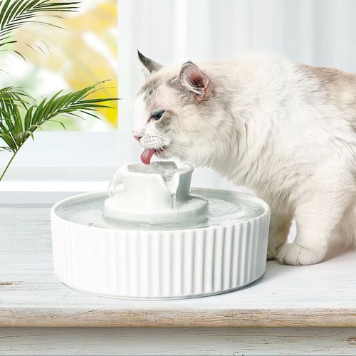YES4PETS Ceramic Electric Pet Water Fountain - 27x27x16cm - PetServo