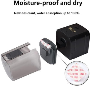 Desiccant packaging with text indicating moisture-proof and dry properties at Pet Servo