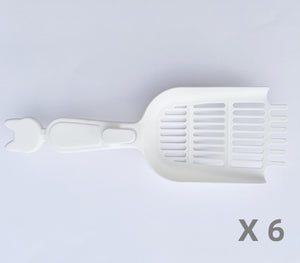 White plastic scoop with grid pattern on a light gray background at Pet Servo