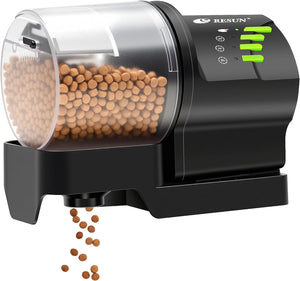 Black pet food dispenser with transparent container filled with kibble, brand 'RESUN' visible at Pet Servo