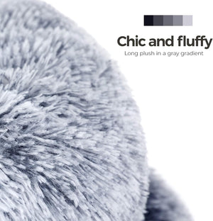 Close-up of a fluffy, gray gradient fabric with text describing its characteristics at Pet Servo