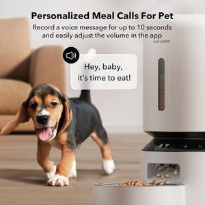 Pet feeder with a puppy and text about personalized meal calls for pets, featuring the brand 'PETLIBRO'.
