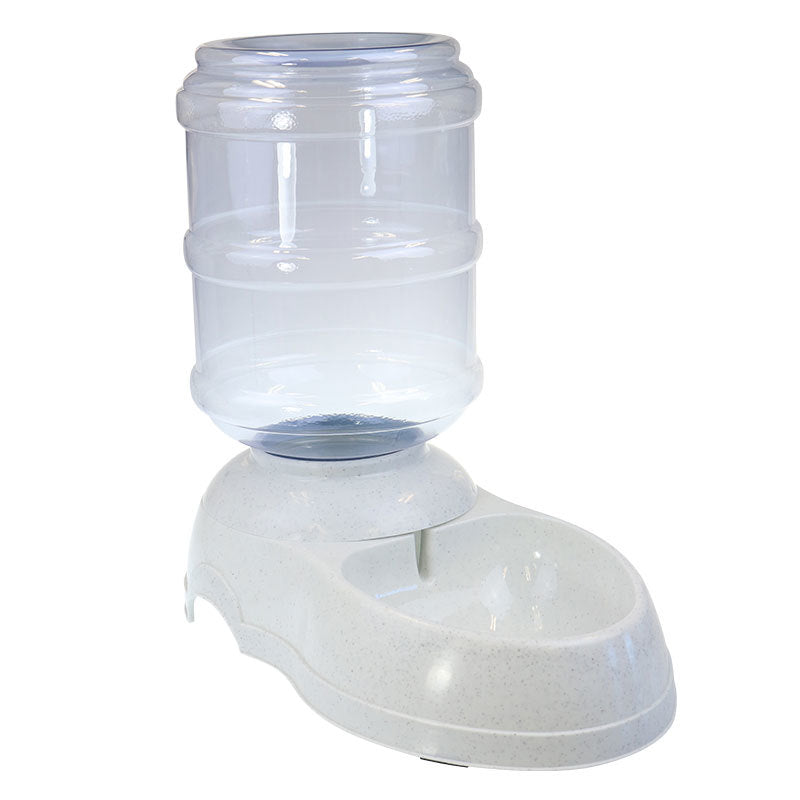 Clear plastic water bottle with white base on a white background at Pet Servo