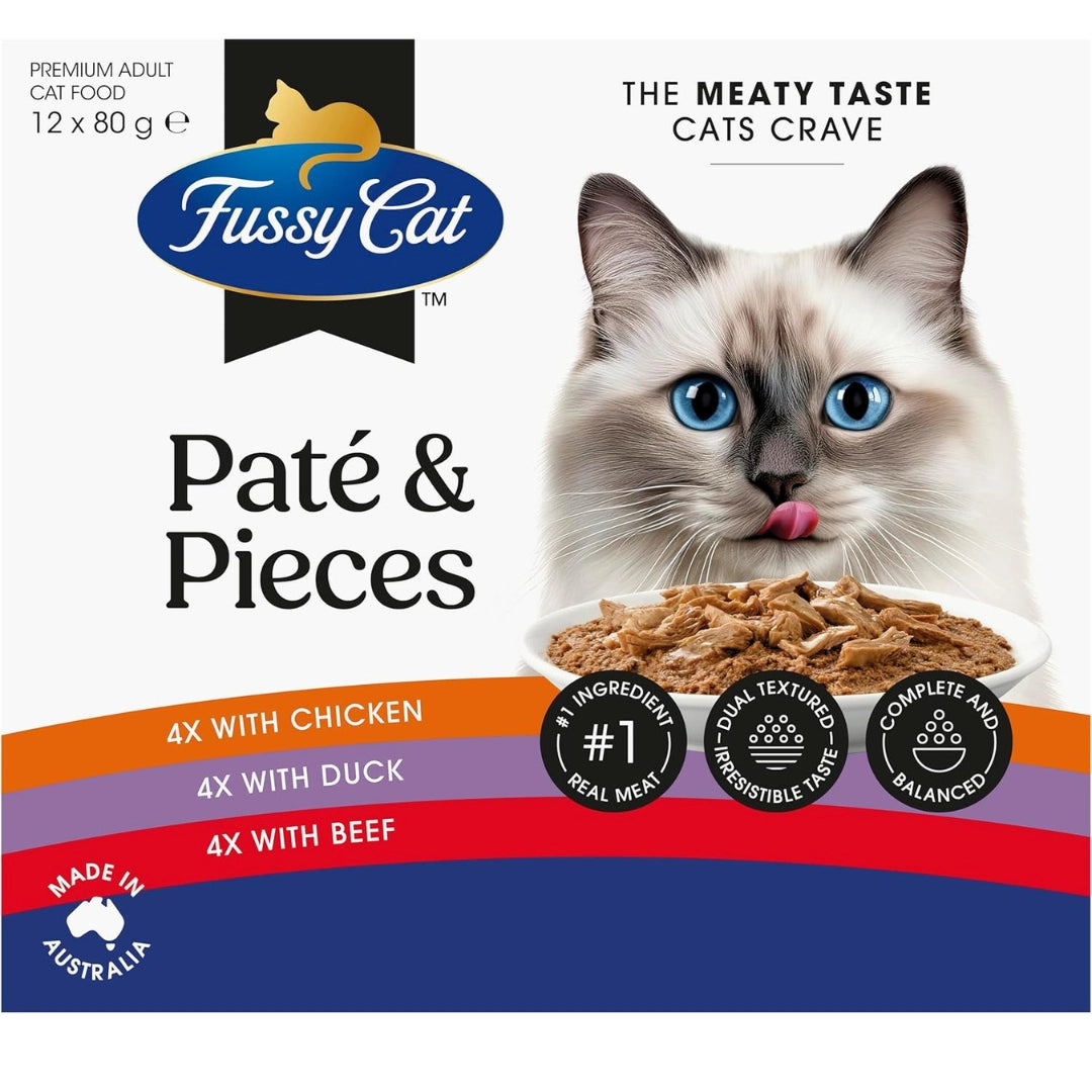 Fussy Cat Páté & Pieces cat food packaging with a cat on a white background