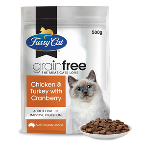 Fussy Cat grain-free cat food 500gm package with a cat on the label and food in front at Pet Servo