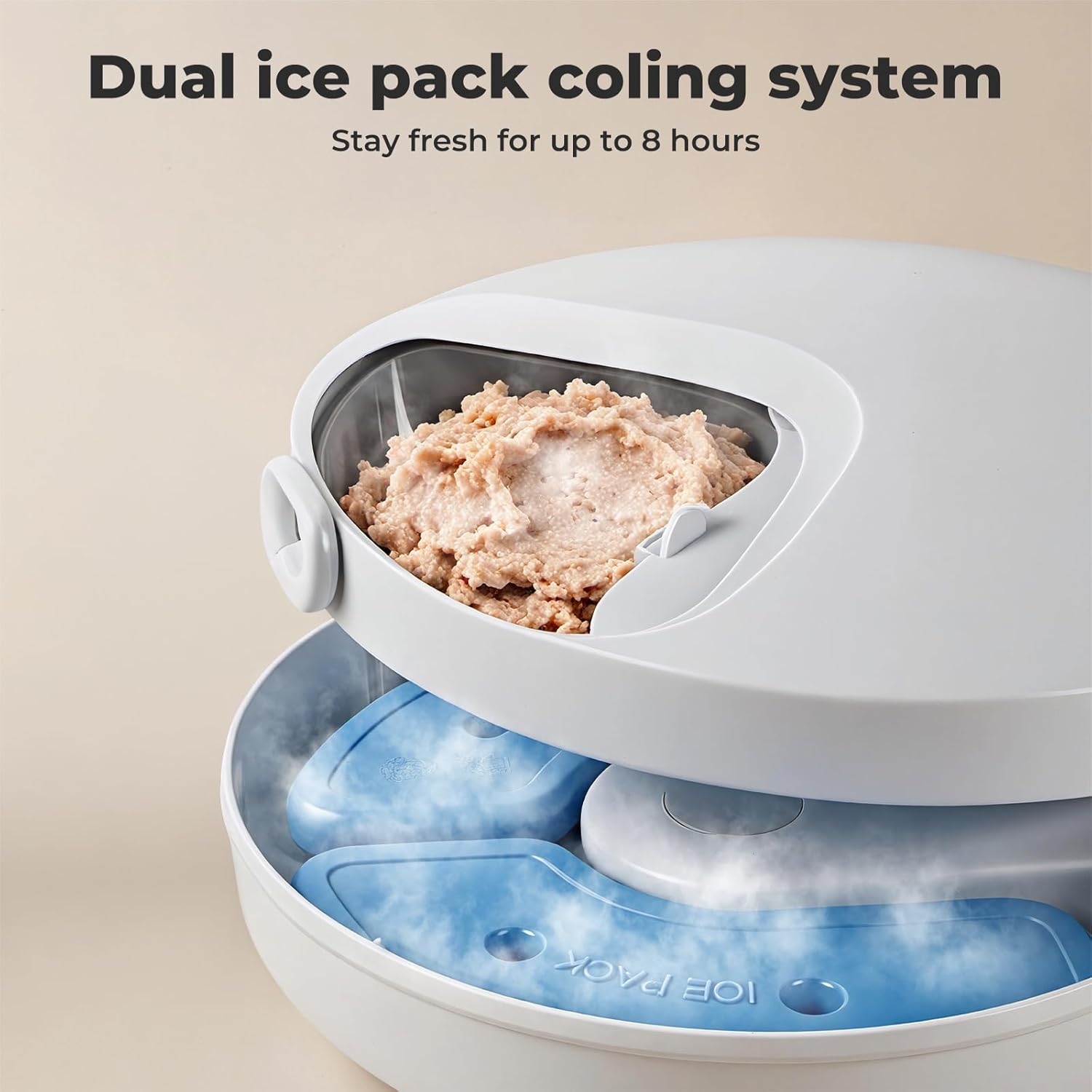 Dual ice pack cooling system with food inside, showing text about duration of freshness at Pet Servo