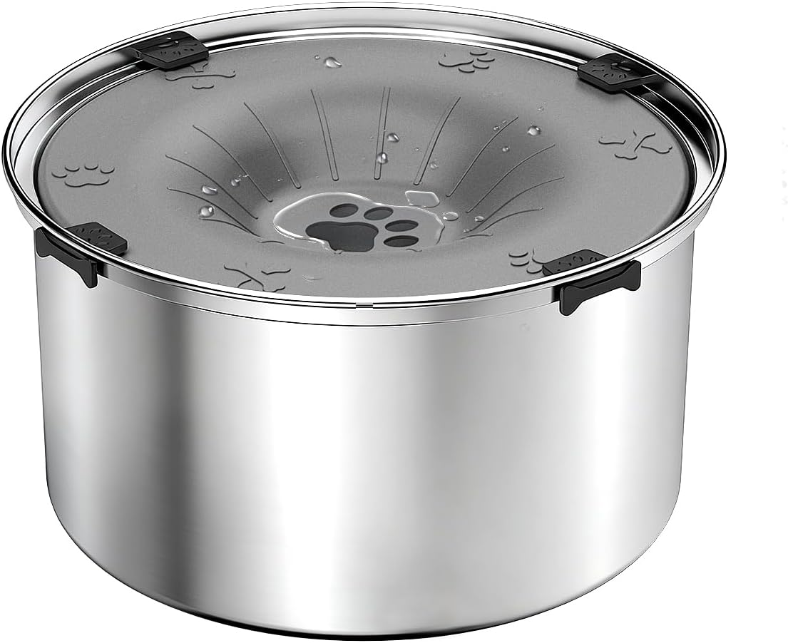 Stainless steel container with lid on a white background at Pet Servo
