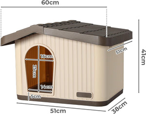 A small plastic dog house shown with overlaid dimension labels and measurement lines indicating width, height, and depth in centimeters at Pet Servo
