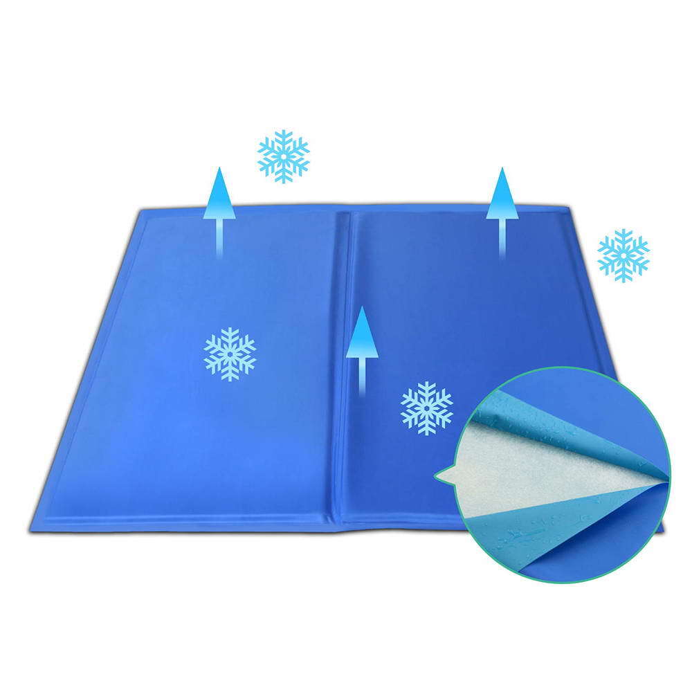 Blue ice pad with snowflake icons and a close-up of its texture on a white background at Pet Servo
