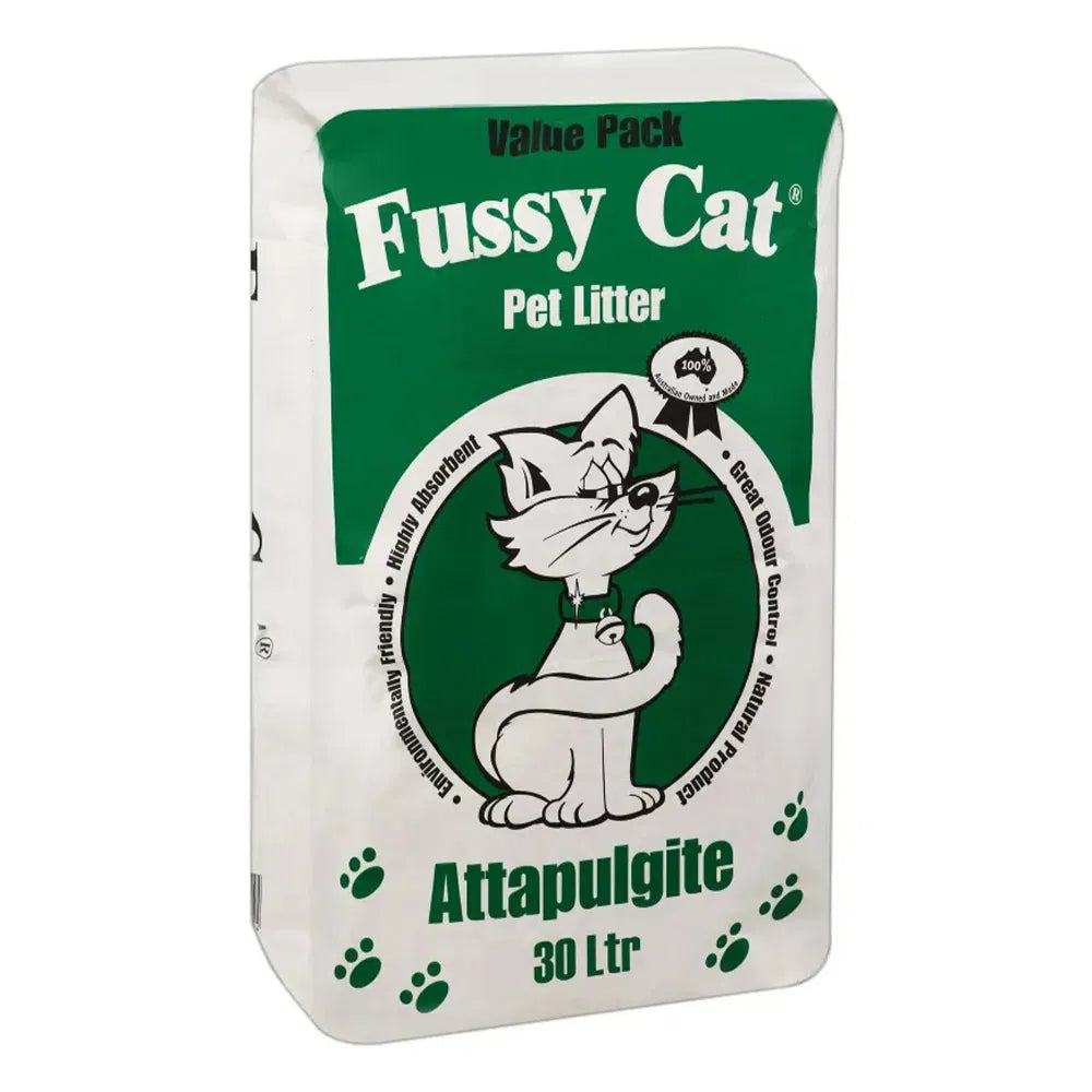 Fussy Cat pet litter packaging with green and white design on a white background at Pet Servo